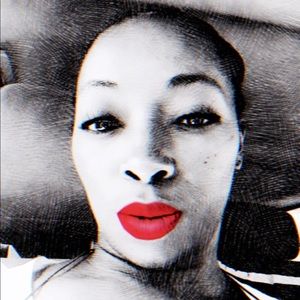 Meet your Posher, Keisha